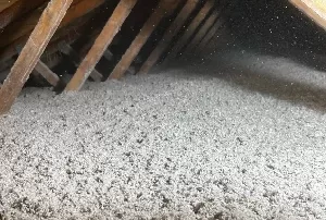 Insulation attic cellulose, Pierrefonds
