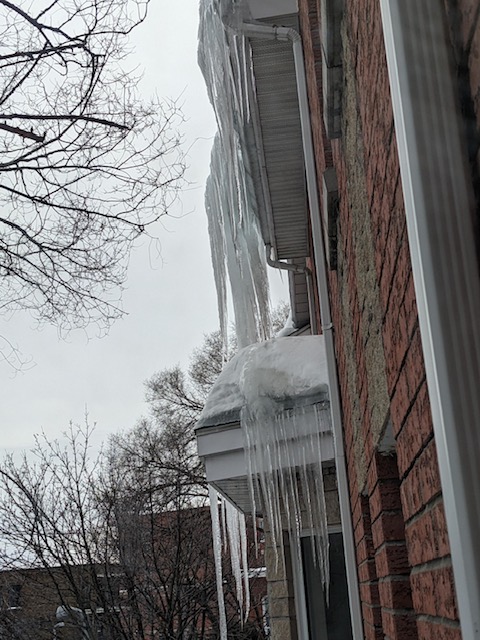 Problème de glace sur le toit, Longueuil Montréal Laval