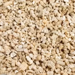 Entreprise decontamination vermiculite entretoit, Saint-Constant